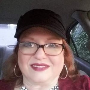 Meet your Posher, Pamela